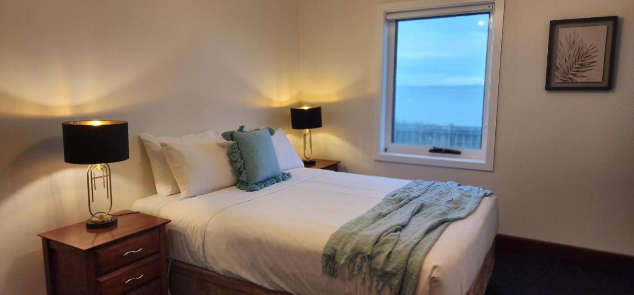 Stanley Village Waterfront Accommodation Экстерьер фото