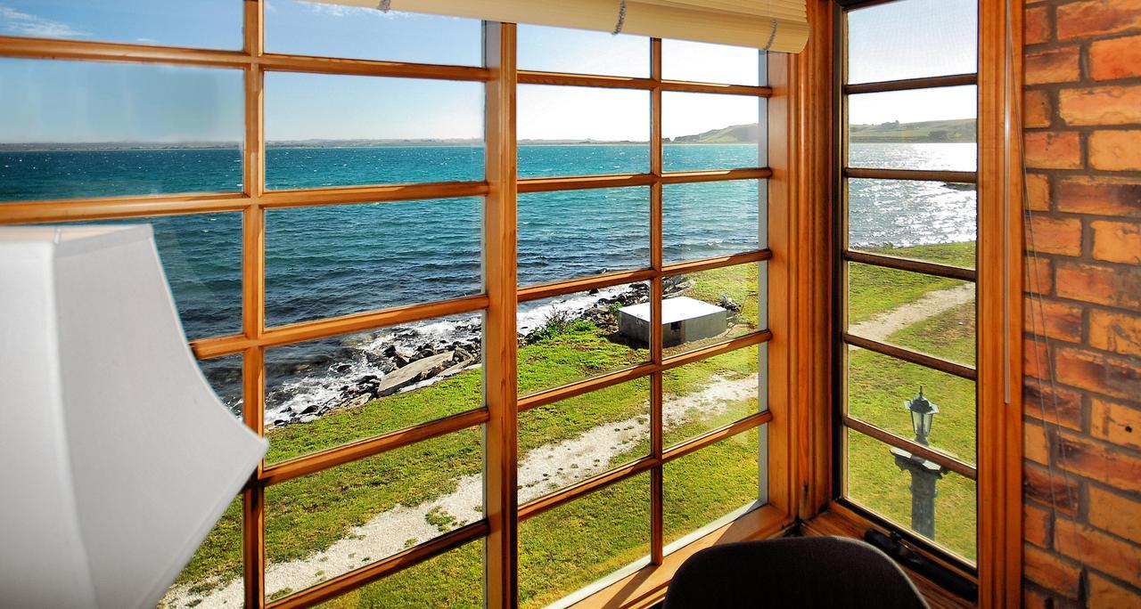 Stanley Village Waterfront Accommodation Экстерьер фото